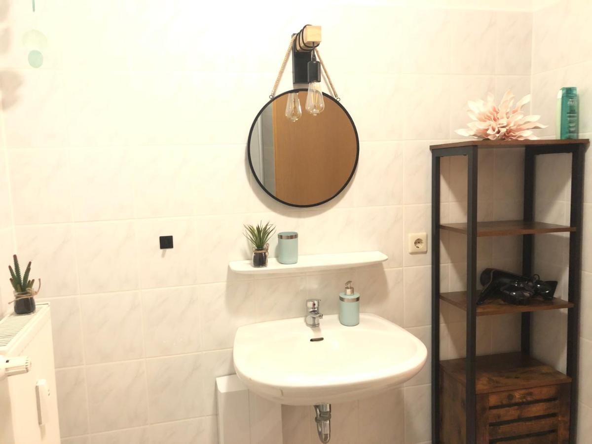 Cottbus-Apartments - Green Apartment I Privat I Wifi I Kueche I Balkon Экстерьер фото